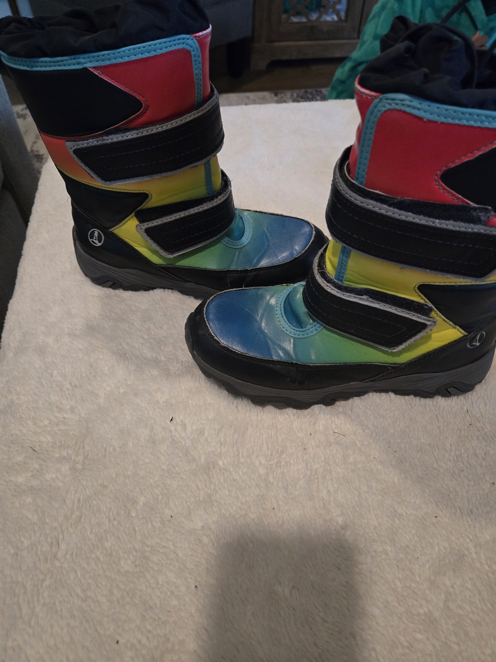 Kids Rainbow Lands End Snow Boots with Velcro Straps - Picture 3 of 8